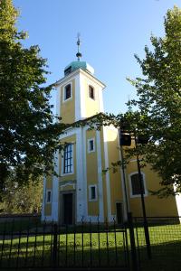 8_kostel_Povýšení_sv_Kříže_ve_Vinoři