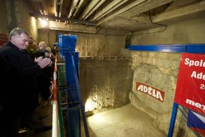 Razby_tunelu_na_trase_metra_V_A_byly_dokonceny_08