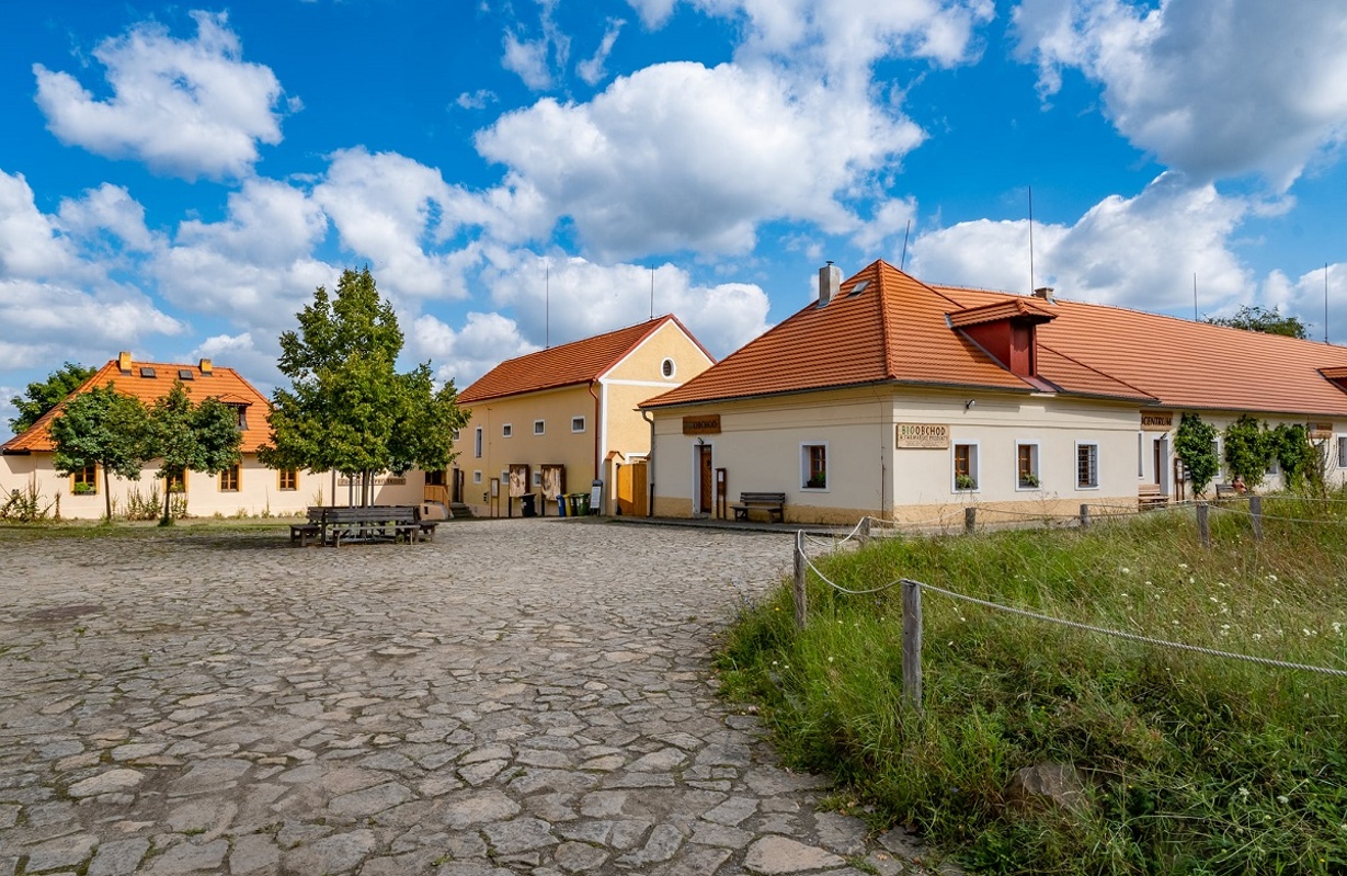Toulcův dvůr