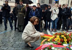 x17_listopad_Hlavkova_kolej_274