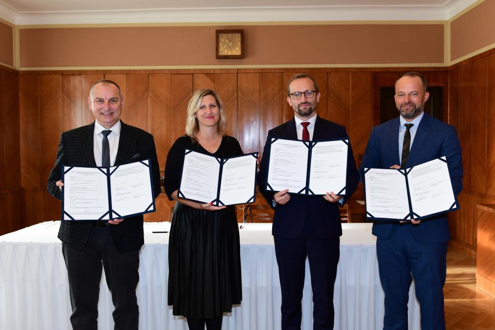 Podpis memoranda k podpoře cestovního ruchu
