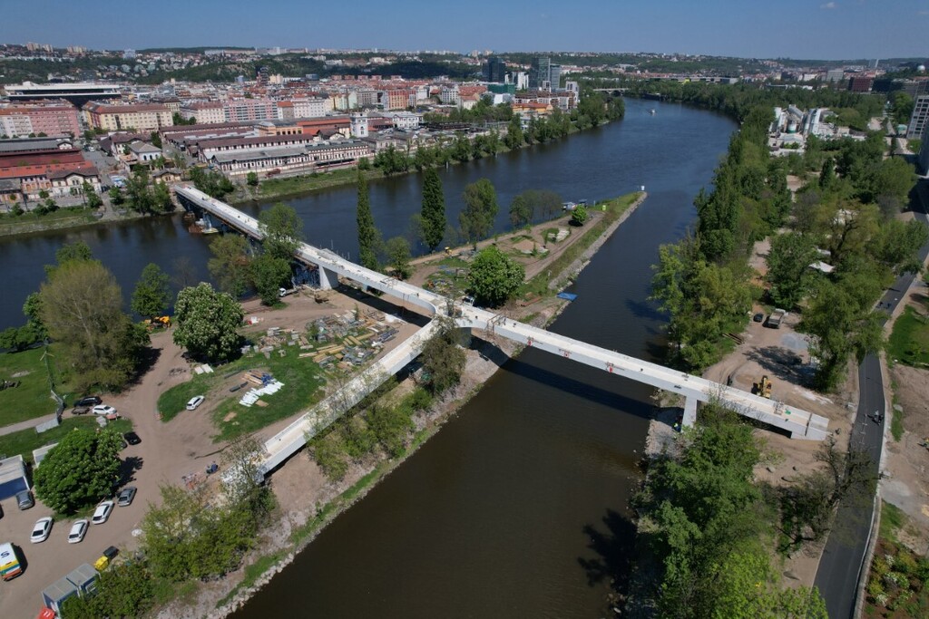 Štvanická lávka